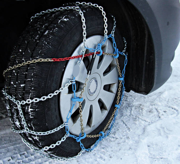 Najpopularniejsze problemy z samochodem zimą - jak sobie z nimi poradzić?